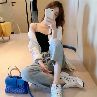 一屋两家三姓人粤语